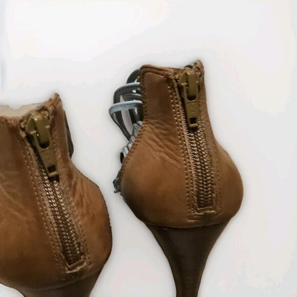 Gianni Bini Rigby Woven Leather Peep-Toe Heels Woman Shoes Light Blue Brown 7m - Picture 8 of 9